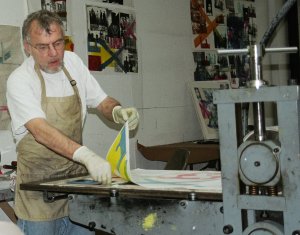 Tom Lewis making a print